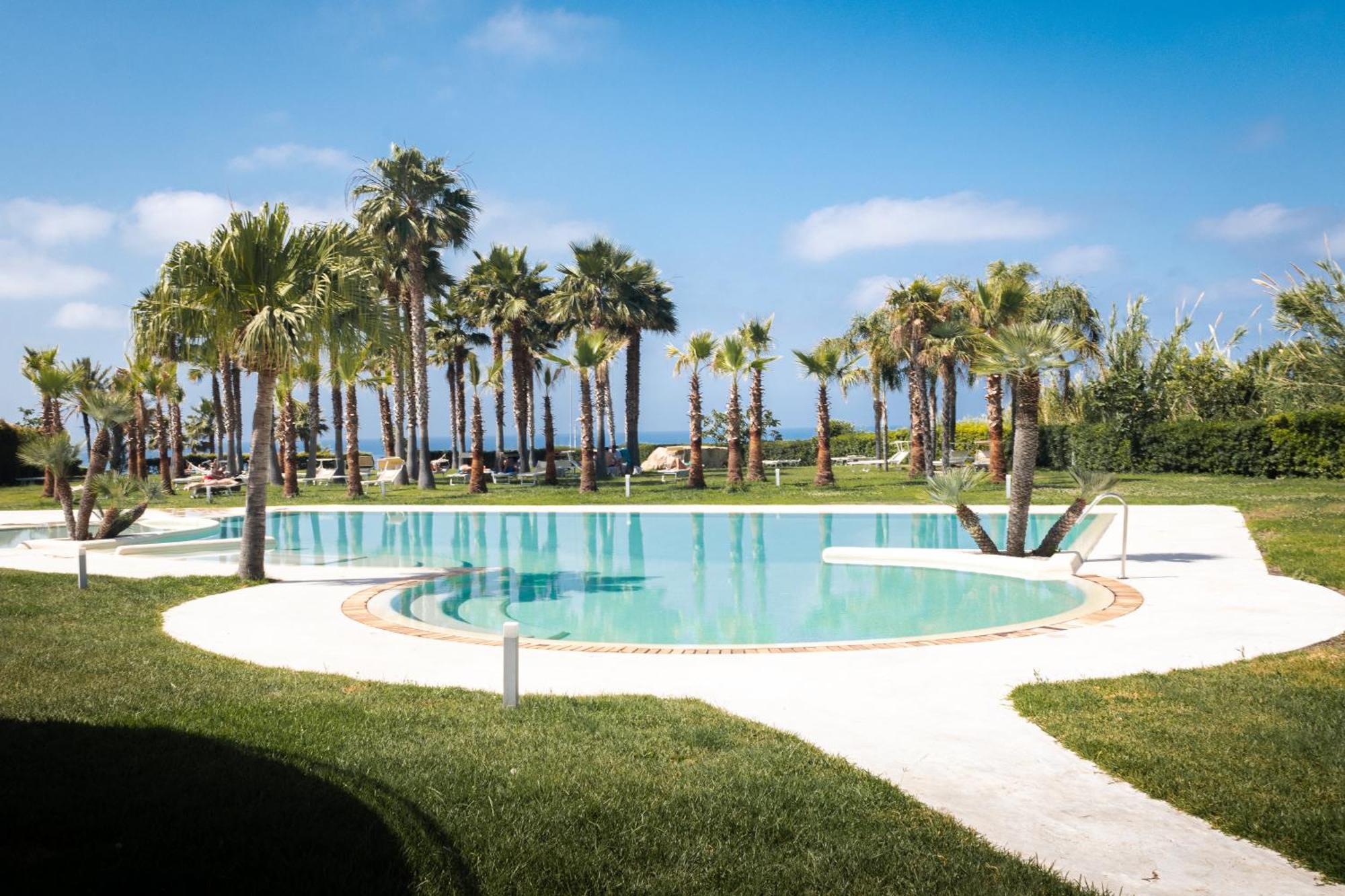 Infinity Resort Tropea 帕尔盖利亚 外观 照片
